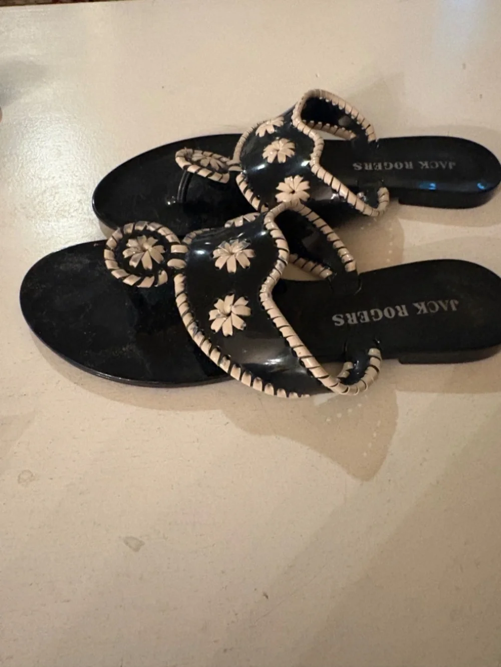 Jack Rogers sandal Black and white